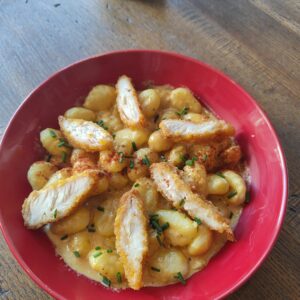 Gnocchis sweet curry et poulet crousti