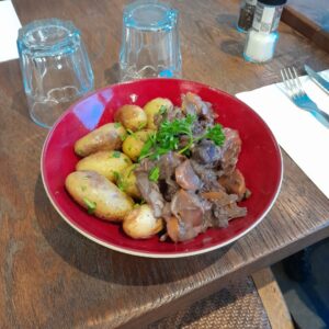 Daube de porc à la Provencale et pommes de terre